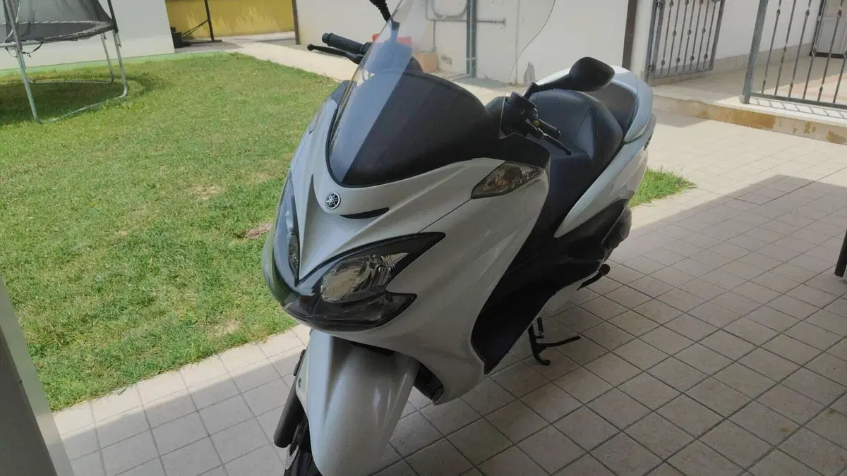 Yamaha Majesty 400 (2009 - 14)  (2)
