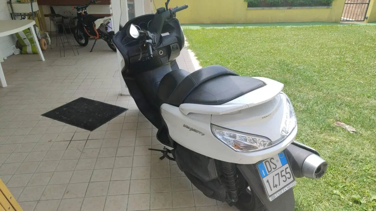 Yamaha Majesty 400 (2009 - 14)  (5)
