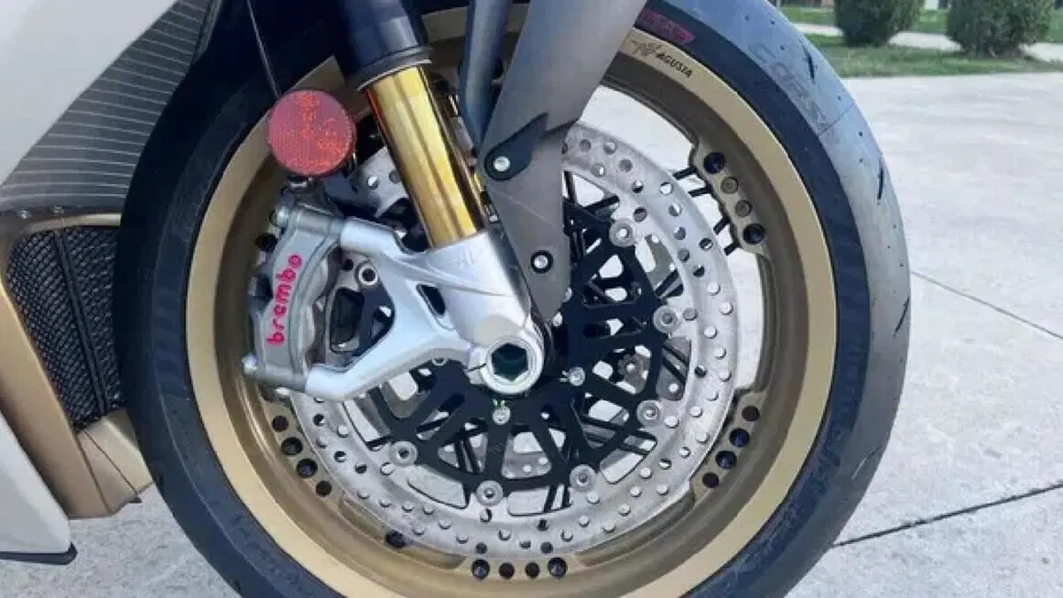 MV Agusta Superveloce 800 S (2021 - 25)  (6)