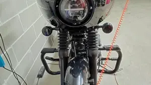 Harley-Davidson 883 R (2008 - 16) - XL 883R  (4)