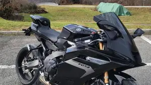 Yamaha YZF R9 (2025 - 26) 
