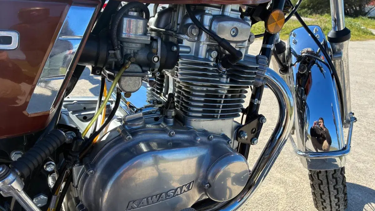 Kawasaki   (6)