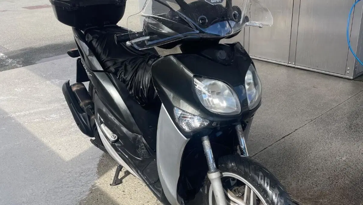 Yamaha Xenter 125 (2011 - 14)  (8)