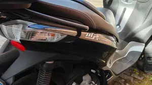 Piaggio Mp3 300 ie Yourban ERL (2011 - 17)  (9)