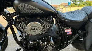 Indian Chief 1890 Bobber Dark Horse (2021 - 26)  (2)