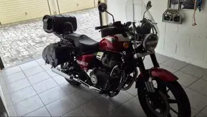 Royal Enfield Super Meteor 650 (2023 - 26)  (6)