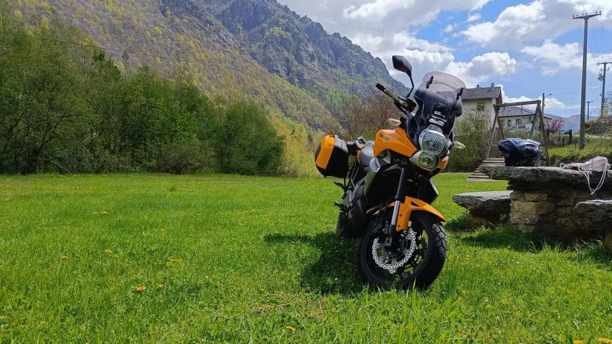 Kawasaki Versys 650 (2010 - 13)  (2)