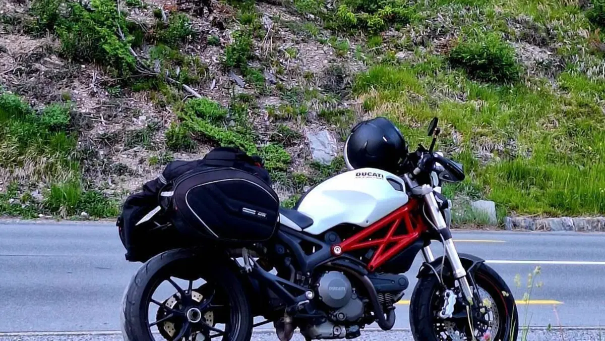 Ducati Monster 796 (2010 - 13)  (2)
