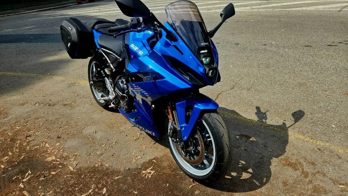 Suzuki GSX-8R (2024 - 26)  (2)