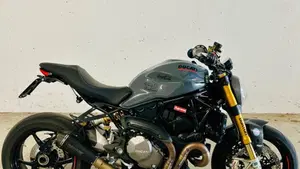 Ducati Monster 1200 S (2017 - 21)  (3)