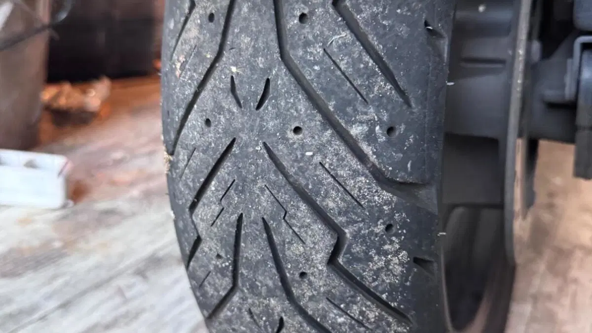 Yamaha X-Max 300 Tech Max (2021 - 24)  (3)