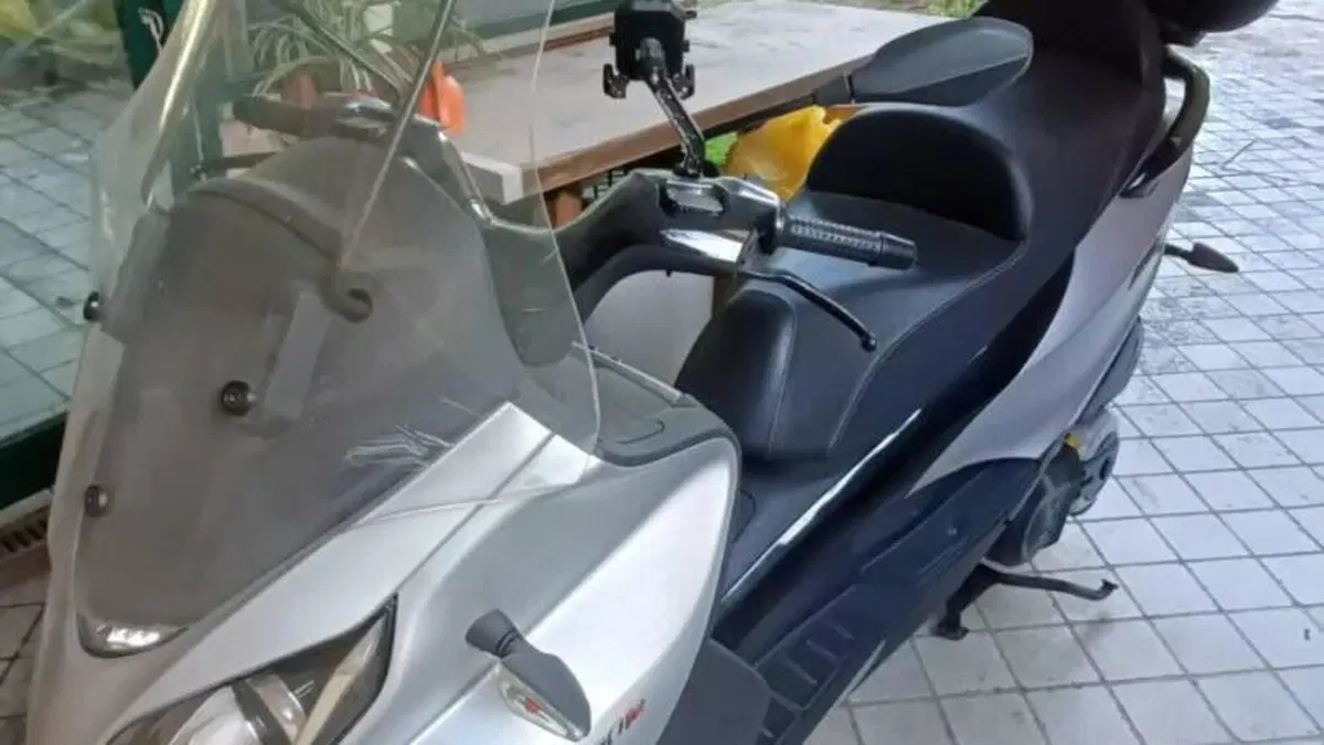 Piaggio MP3 500 ie Business LT ABS (2014 - 16)  (2)