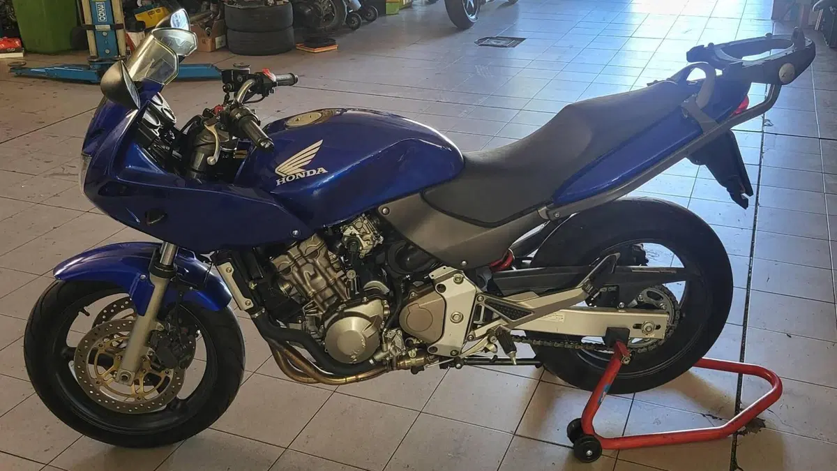 Honda Hornet 600 S (2002 - 04) 