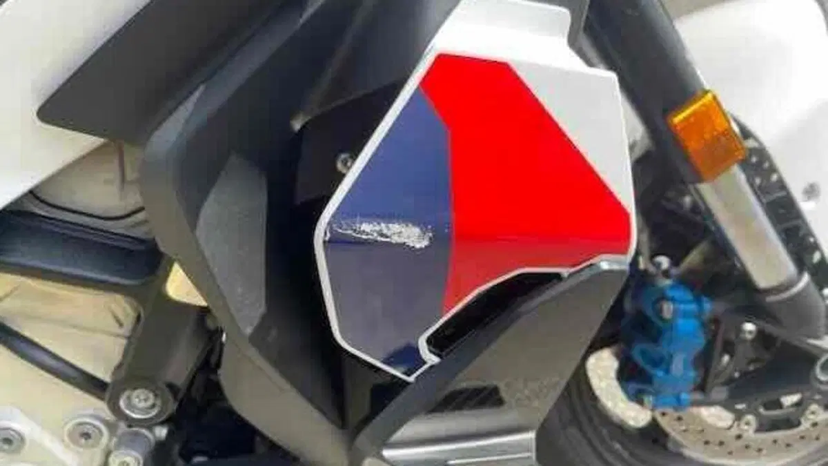 Bmw M 1000 XR (2024 - 27)  (16)