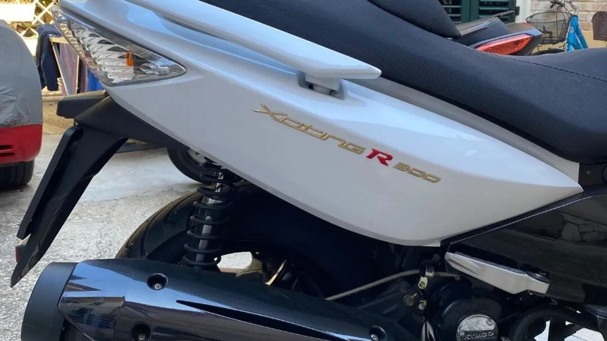 Kymco Xciting 300i R (2007 - 14)  (7)