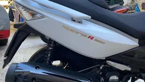 Kymco Xciting 300i R (2007 - 14)  (7)