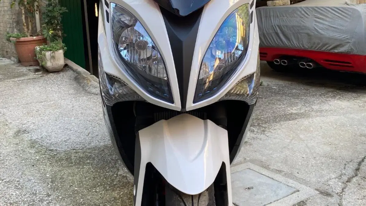 Kymco Xciting 300i R (2007 - 14)  (10)