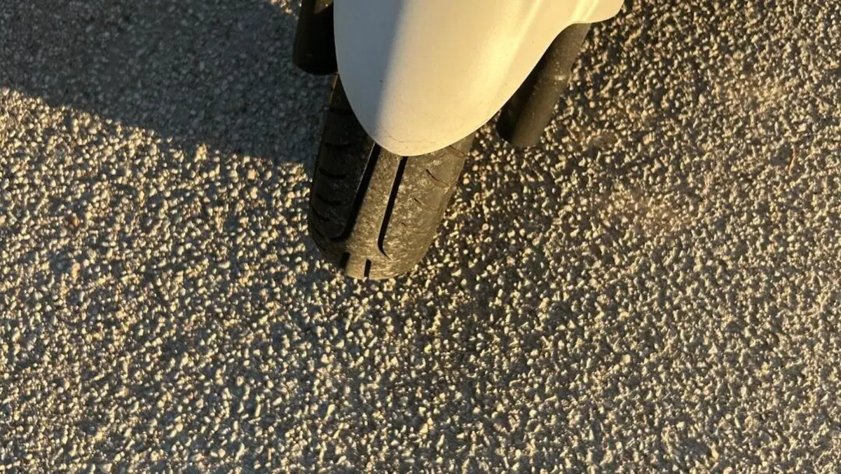 Kymco Downtown 300i (2009 - 17)  (12)
