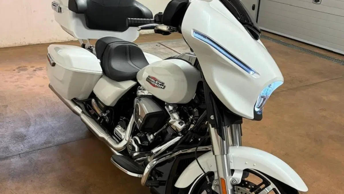 Harley-Davidson Street Glide (2024 - 26)  (6)