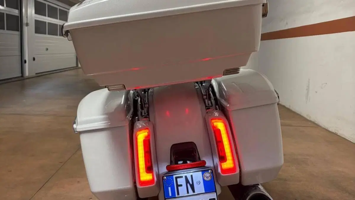 Harley-Davidson Street Glide (2024 - 26)  (9)