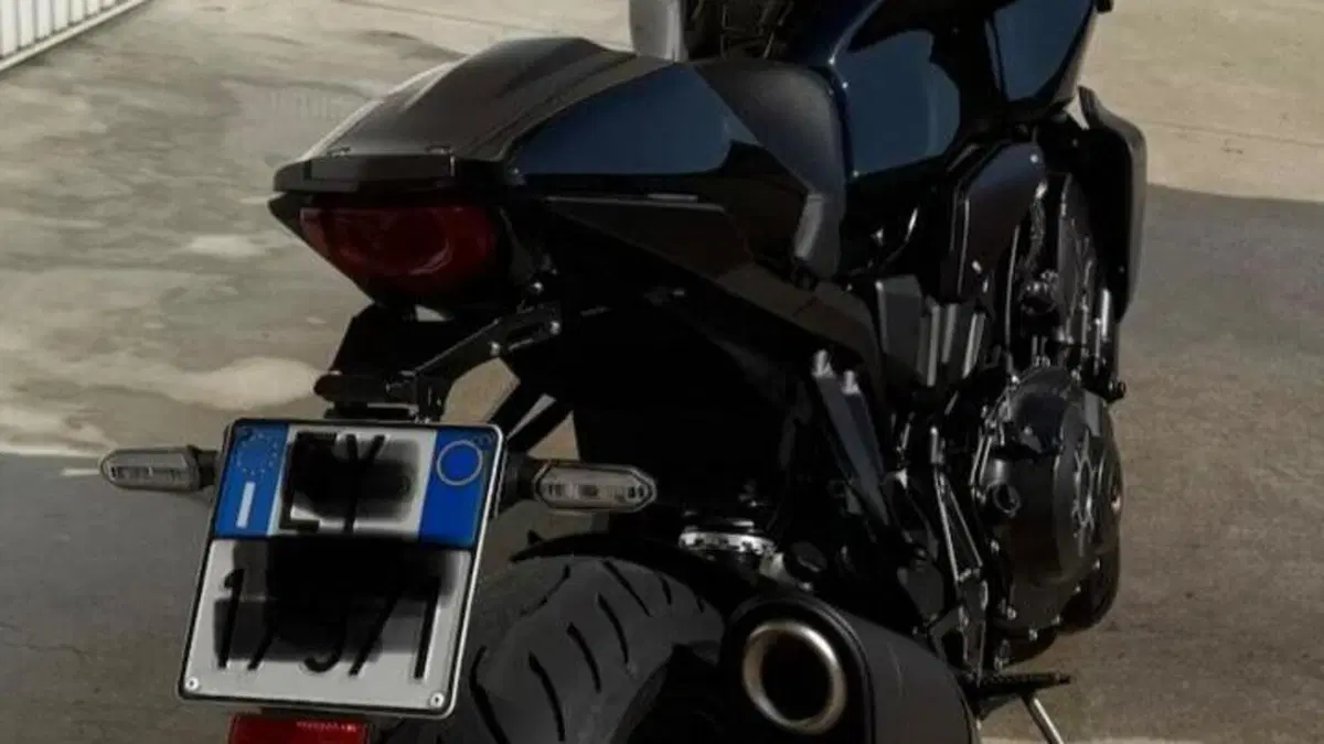 Honda CB 1000 R Black Edition (2021 - 25)  (3)