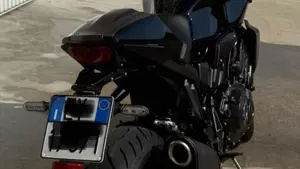 Honda CB 1000 R Black Edition (2021 - 25)  (3)