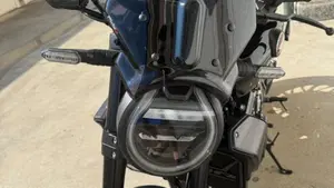 Honda CB 1000 R Black Edition (2021 - 25)  (4)