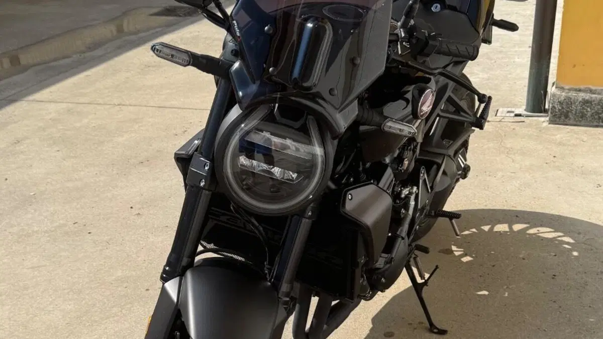 Honda CB 1000 R Black Edition (2021 - 25)  (6)