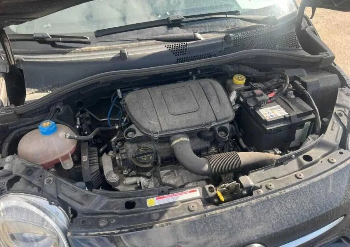 Fiat 500 1.0 Hybrid Connect (2)