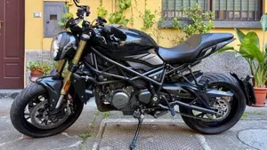 Benelli 752 S (2019 - 20)  (2)
