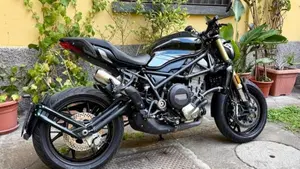 Benelli 752 S (2019 - 20)  (4)