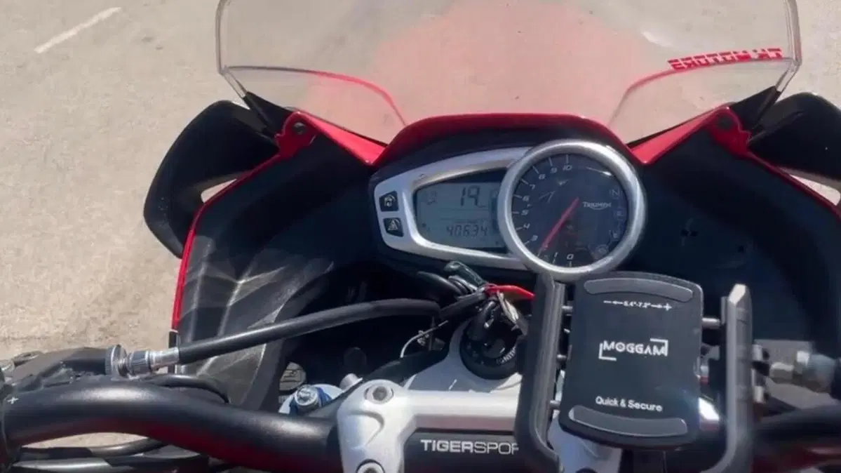Triumph Tiger 1050 Sport ABS (2013 - 15)  (5)