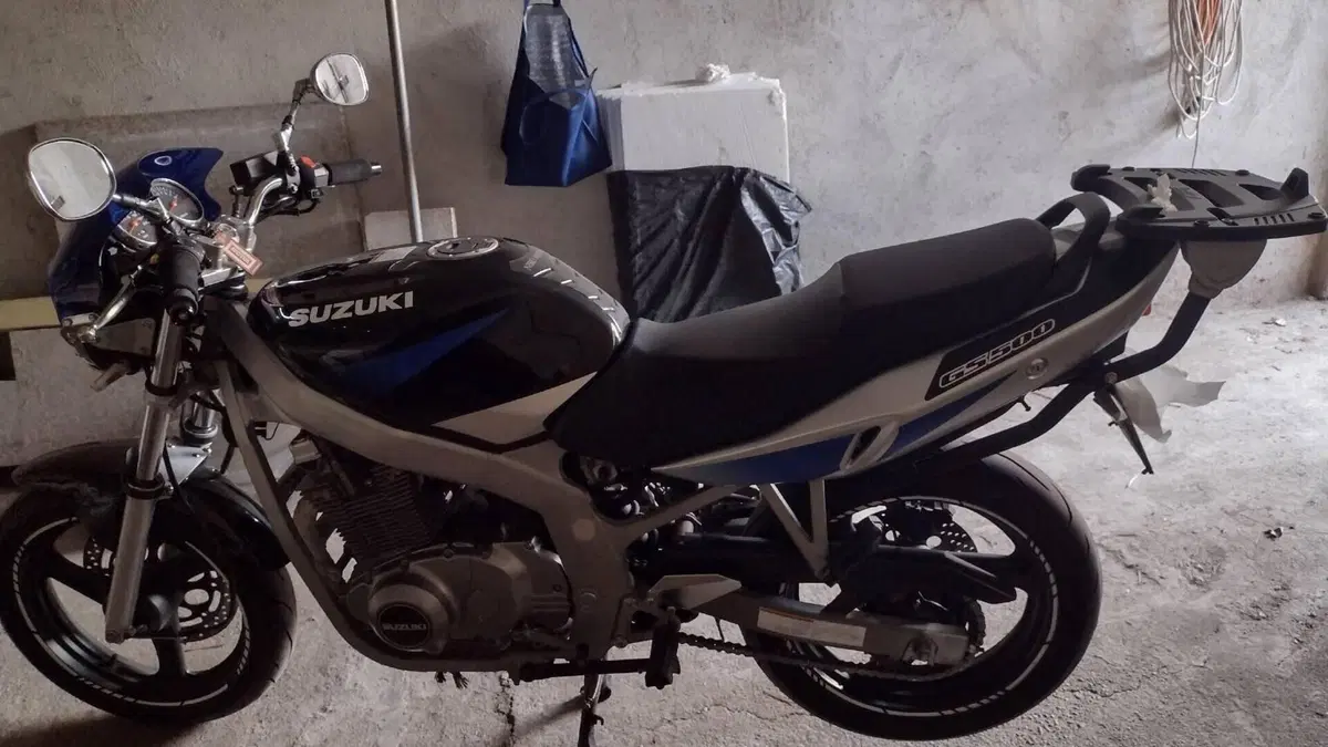 Suzuki GS 500 (2001 - 06)  (3)