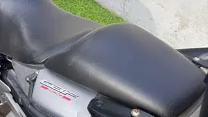 Honda CBF 500  (6)