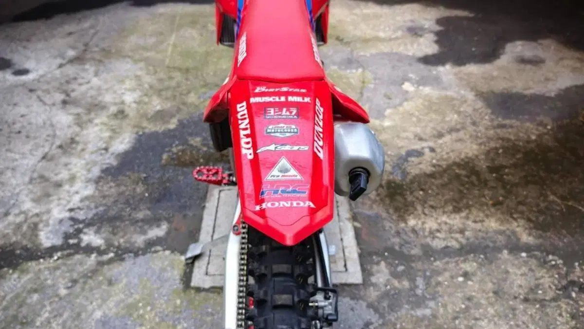 Honda CRF 450R (2024)  (3)