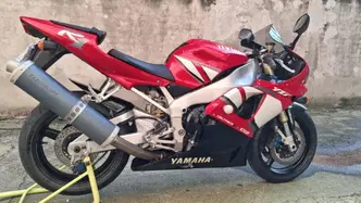 Yamaha YZF R1 (2000 - 01) usata