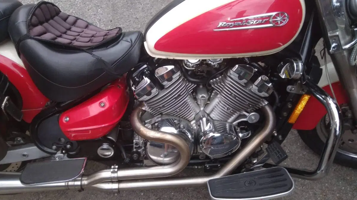 Yamaha XVZ 1300 Venture Star (2000 - 02)  (3)