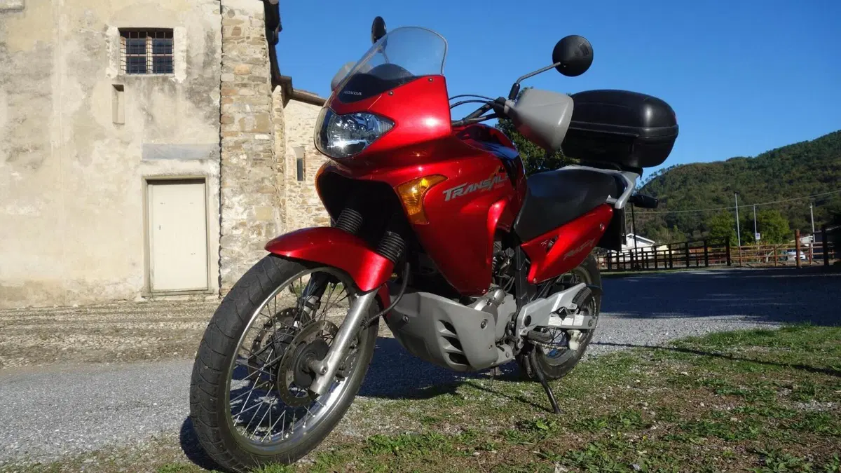 Honda Transalp XL 650V (2000 - 04) 