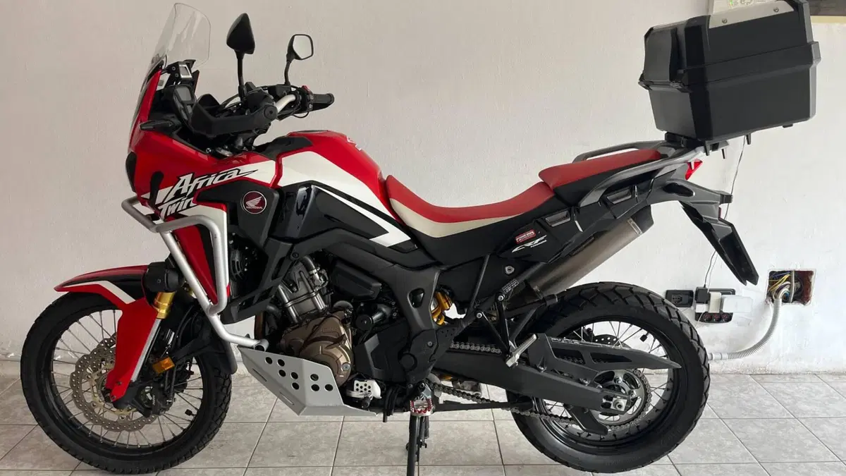Honda Africa Twin CRF 1000L DCT ABS Travel Edition (2016 - 17)  (2)