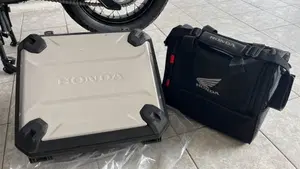 Honda Africa Twin CRF 1000L DCT ABS Travel Edition (2016 - 17)  (19)