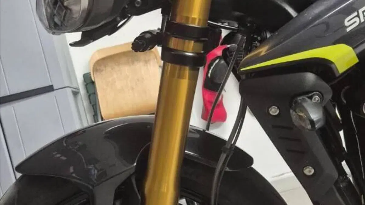 Triumph Speed Triple 1200 RS (2025 - 26)  (9)