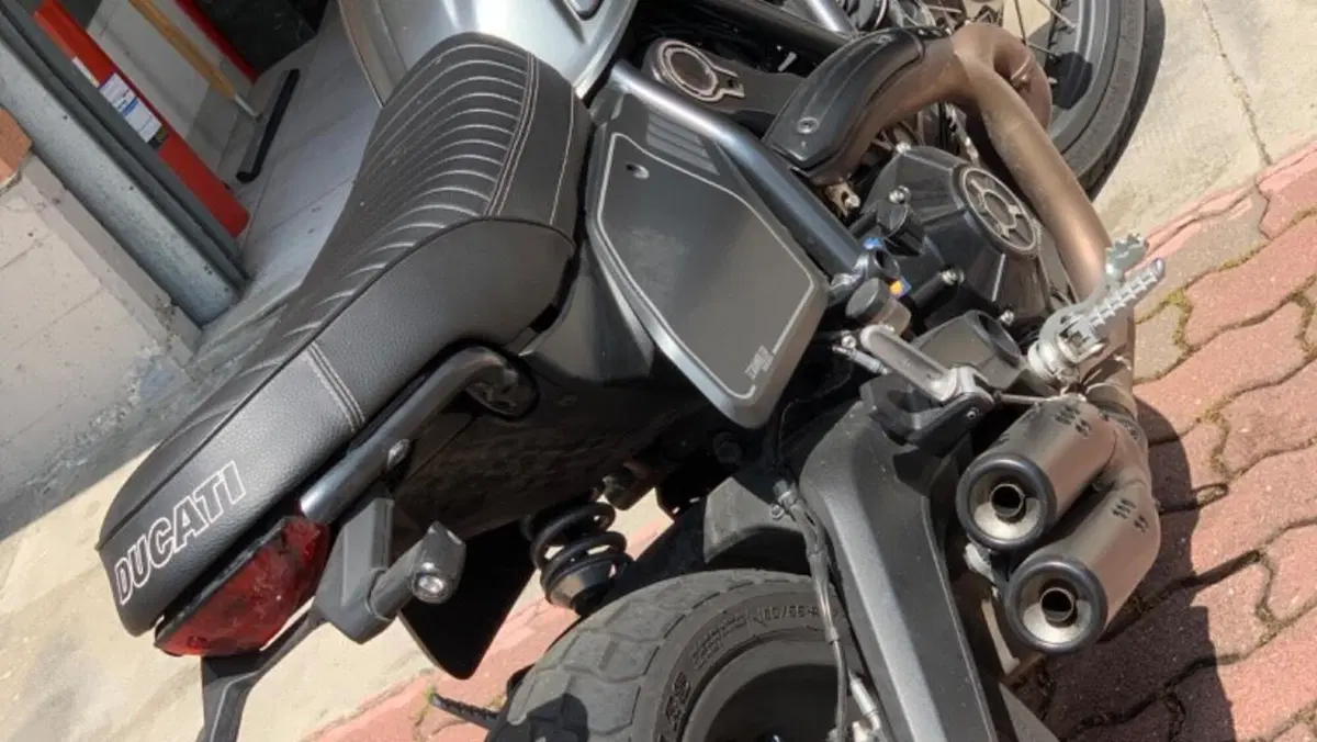 Ducati Scrambler 800 Icon (2021 - 22)  (2)