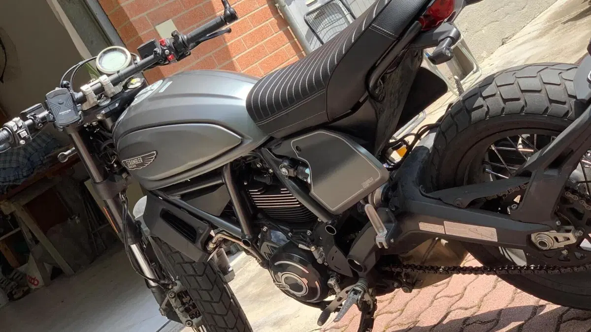 Ducati Scrambler 800 Icon (2021 - 22)  (3)