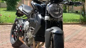 MV Agusta Brutale 800 (2012 - 15)  (2)