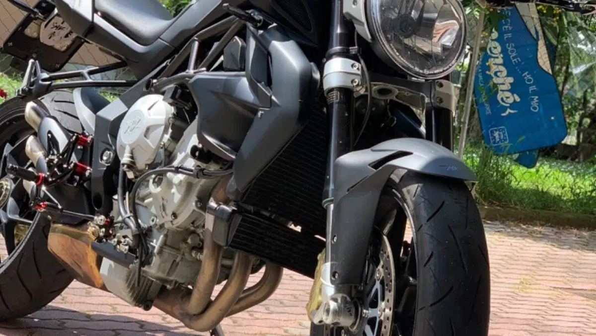 MV Agusta Brutale 800 (2012 - 15)  (6)