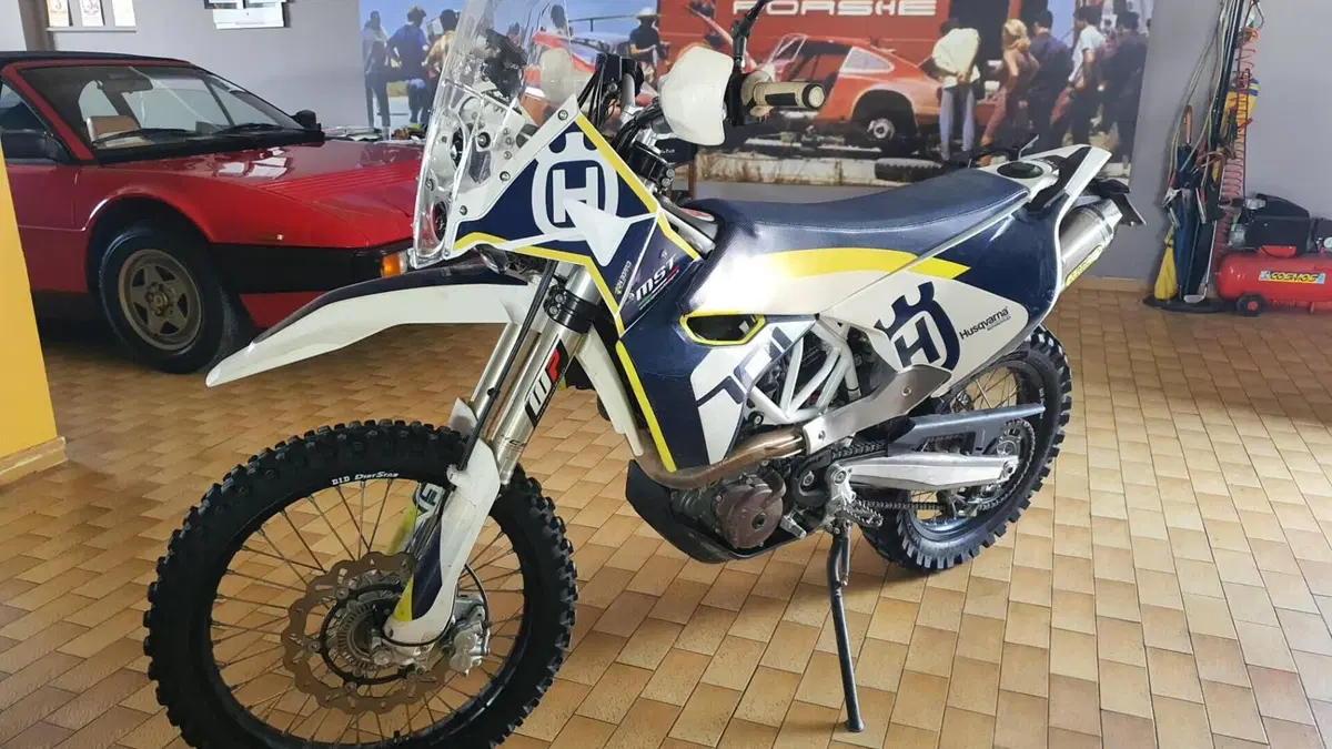 Husqvarna 701 Enduro (2016)  (7)