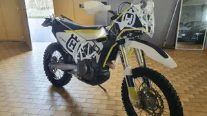 Husqvarna 701 Enduro (2016)  (8)