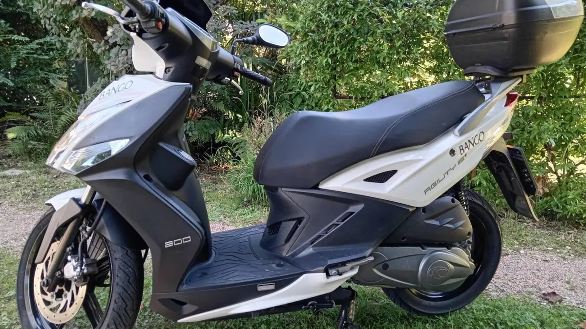 Kymco Agility 150 R16  (2)