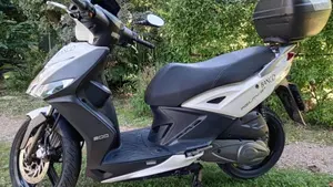 Kymco Agility 150 R16  (2)