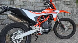KTM 690 Enduro R (2026)  (2)